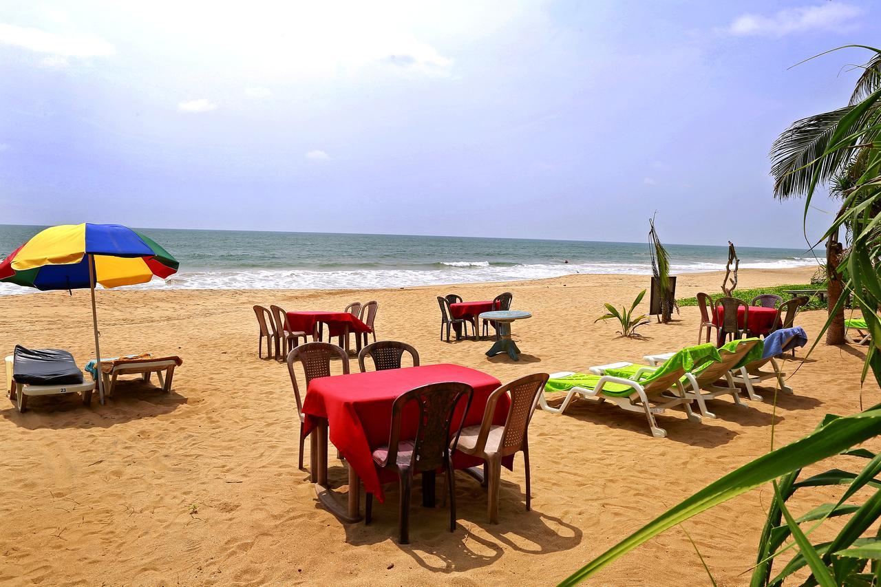 Southern Star Hotel Bentota Bagian luar foto