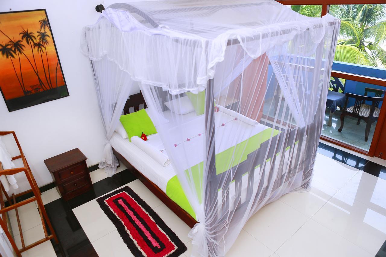 Southern Star Hotel Bentota Bagian luar foto