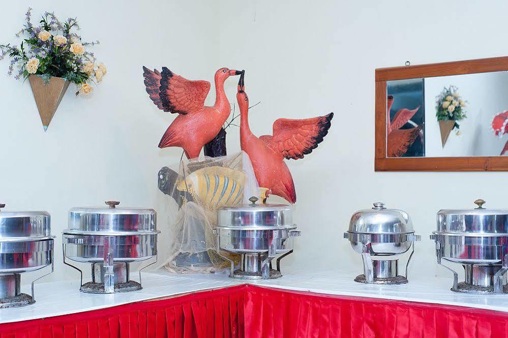 Southern Star Hotel Bentota Bagian luar foto